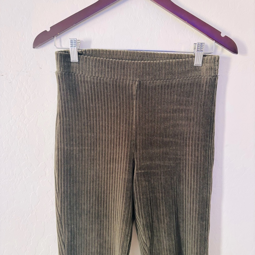 Aerie Small Short Olive Corduroy Pants Stretchy Pull-on - Picture 2 of 6